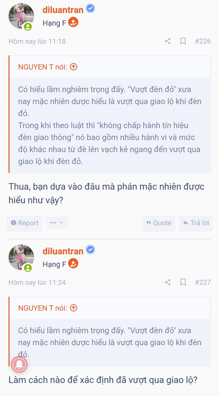 CSGT khẳng định ôtô nhường đường cho xe cứu thương dù vượt qua vạch kẻ đường trong pha đèn đỏ cũng không bị xử phạt?