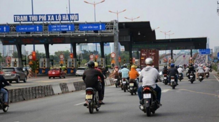 Nhà đầu tư đề xuất lắp thêm hệ thống thu phí ETC trên đường song hành ở xa lộ Hà Nội
