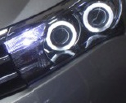 Altis-corolla-2014-2015-do-den-bi-xenon-angel-eyes-led-1.jpg