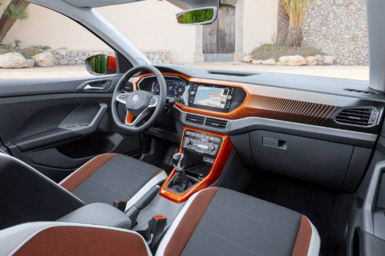 Khách hàng chọn SUV Volkswagen Tiguan Allspace vì tính đa dụng và cảm giác lái đậm chất Đức Khách hàng chọn SUV Volkswagen Tiguan Allspace vì tính đa dụng và cảm giác lái đậm chất Đức