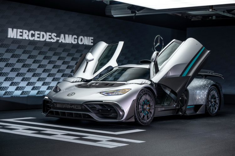 Mercedes-AMG ONE 2023: "Quái vật" tốc độ 1.049 mã lực từ khối động cơ 1.6 lít V6