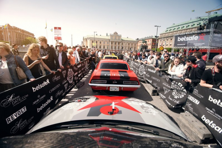 Gần 70.000 USD để đăng ký tham gia hành trình siêu xe Gumball 3000 Rally 2015