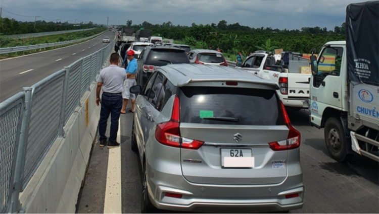 Lượng xe lưu thông trên cao tốc Trung Lương - Mỹ Thuận sắp đạt mức dự báo của năm 2025