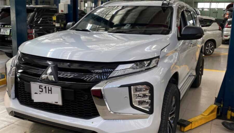 Mitsubishi Pajero Sport 2021 vừa mua đã lỗi hộp số: hãng đòi hạ hộp số kiểm tra, chủ xe đòi thay mới
