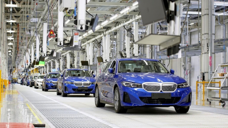 BMW bắt đầu sản xuất xe điện tại nhà máy ở Trung Quốc, đầu tư mạnh tại châu Âu