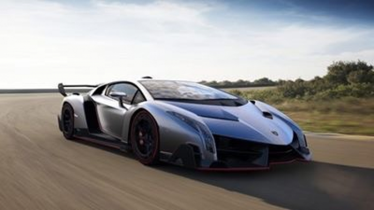 Vì sao không ai mua Lykan HyperSport ?