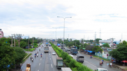 Cầu_vượt_Ngã_tư_Ga,_Nguyễn_Oanh,Thạnh_Lộc,_Quận_12,_Hồ_Chí_Minh,_Việt_Nam_-_panoramio (1).jpg