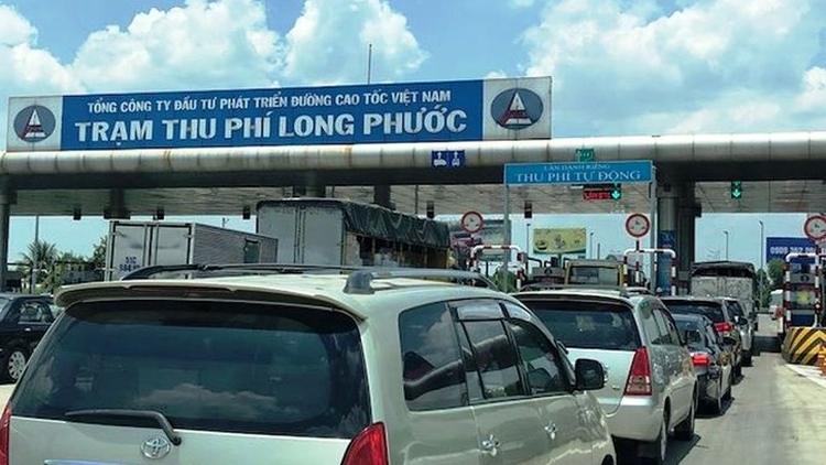 Từ 1/8 thu phí tự động hoàn toàn trên các cao tốc: Có hợp lý trong lúc này?