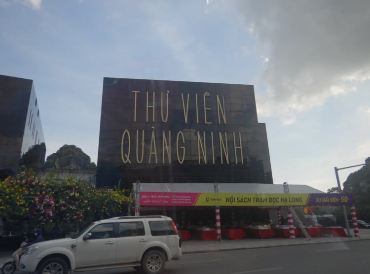 Du lịch Hè 2022 Xuyên Việt 1 chiều 3,000 km cùng Bim già