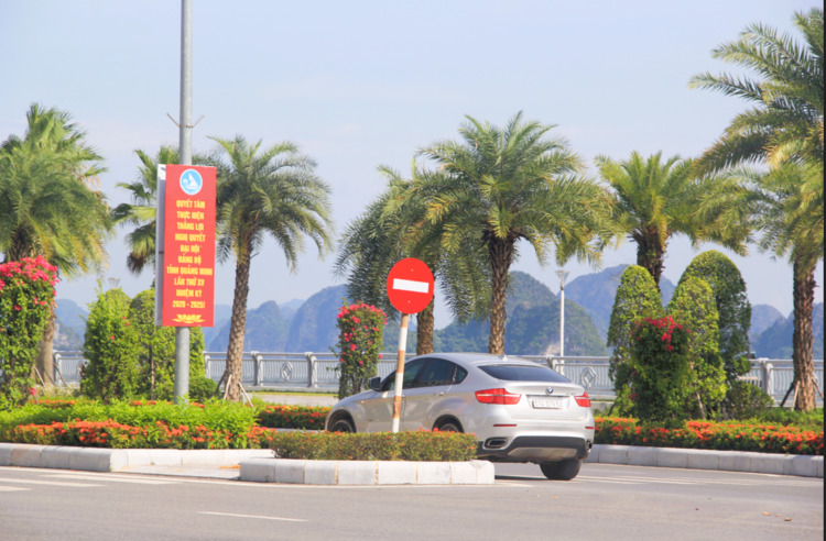 Du lịch Hè 2022 Xuyên Việt 1 chiều 3,000 km cùng Bim già Du lịch Hè 2022 Xuyên Việt 1 chiều 3,000 km cùng Bim già