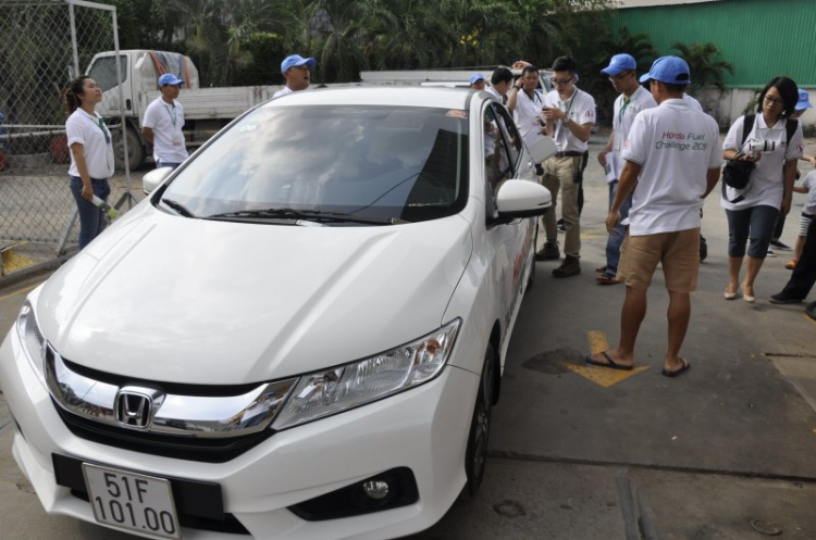 Bất ngờ Honda City 2015 chạy 200 km chưa đến 9 lít xăng !