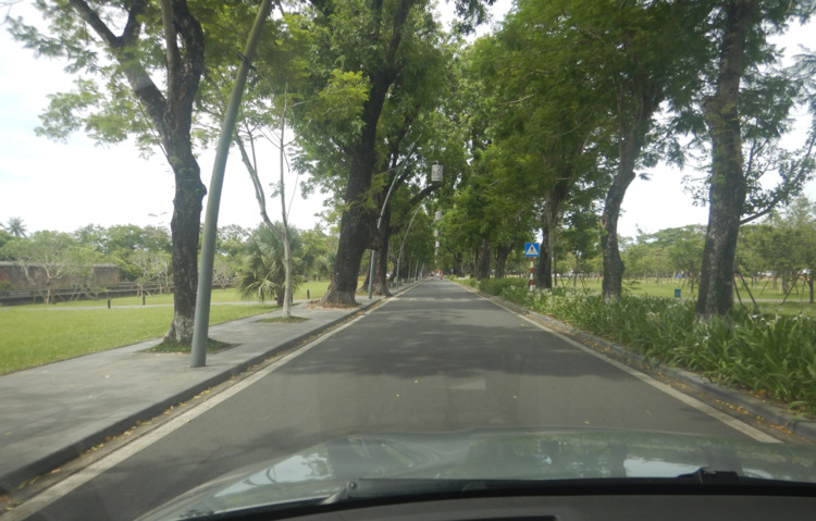 Du lịch Hè 2022 Xuyên Việt 1 chiều 3,000 km cùng Bim già Du lịch Hè 2022 Xuyên Việt 1 chiều 3,000 km cùng Bim già