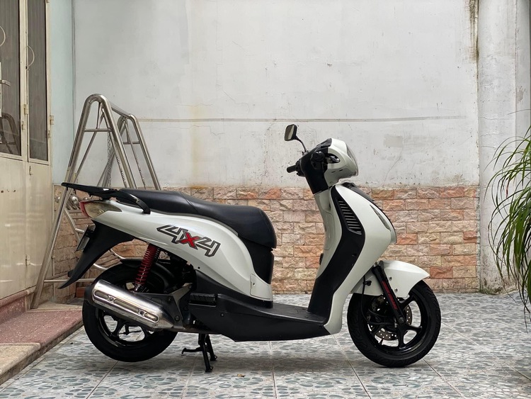 Honda hết cửa ngáo giá rùi