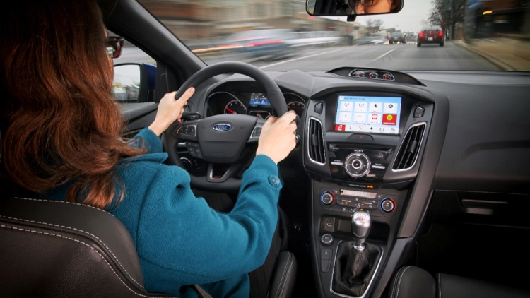 Sync 3 của Ford sẽ ra mắt trên Escape, Fiesta 2016 vào quí III năm nay Sync 3 của Ford sẽ ra mắt trên Escape, Fiesta 2016 vào quí III năm nay