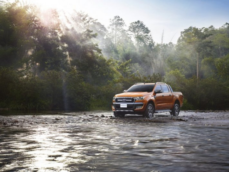 Ford Ranger Wildtrak facelift 2016 chính thức lộ diện