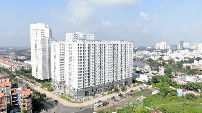 Thị trường căn hộ ở TP HCM: Bình dân thành cao cấp Thị trường căn hộ ở TP HCM: Bình dân thành cao cấp