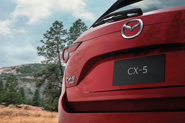 Mazda CX-5 2022 máy xăng turbo có giá 1,2 tỷ đồng tại Thái: Phiên bản mà khách Việt thèm muốn Mazda CX-5 2022 máy xăng turbo có giá 1,2 tỷ đồng tại Thái: Phiên bản mà khách Việt thèm muốn