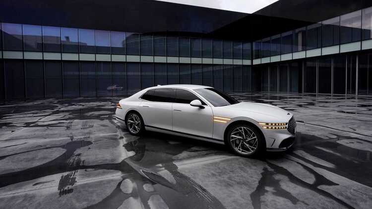 2023-genesis-g90-turn-signals.jpg 2023-genesis-g90-turn-signals.jpg
