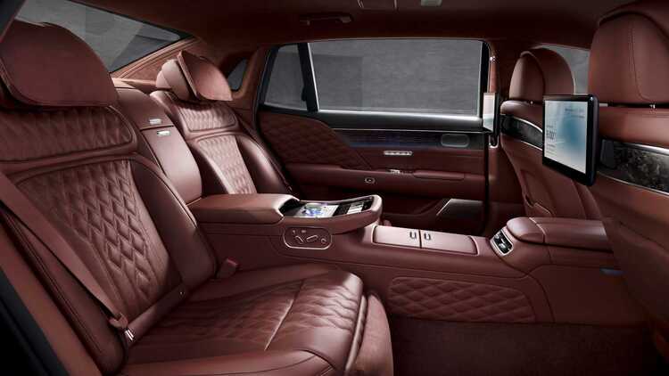 2023-genesis-g90-long-wheelbase-rear-compartment.jpg 2023-genesis-g90-long-wheelbase-rear-compartment.jpg
