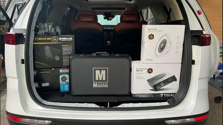 kia carnival do am thanh-.jpg