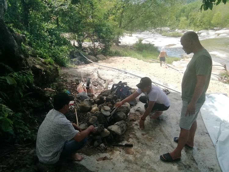 Từ biển Vũng Tầu đến với bãi Môn Phú Yên, suối đá Yăng Khánh Hòa. Từ biển Vũng Tầu đến với bãi Môn Phú Yên, suối đá Yăng Khánh Hòa.