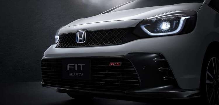 2022-Honda-Jazz-Fit-facelift-Japan-RS-2-850x410.jpg