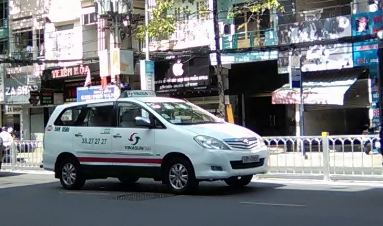 Những tình huống lái xe nên "Lưu ý" ! Những tình huống lái xe nên "Lưu ý" !