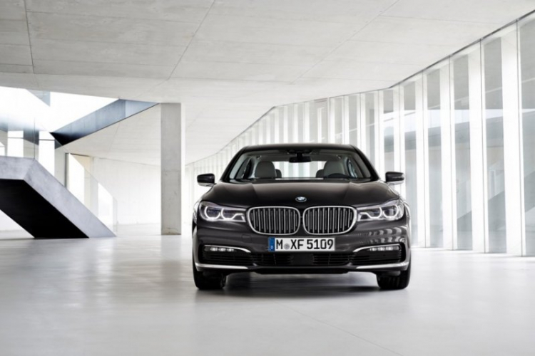 BMW 7-Series 2016 sang trọng đến đâu ?