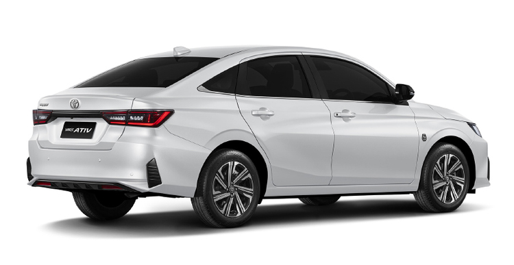 All-NEW-Toyota-Yaris-ATIV-Premium-Luxury-02.jpg