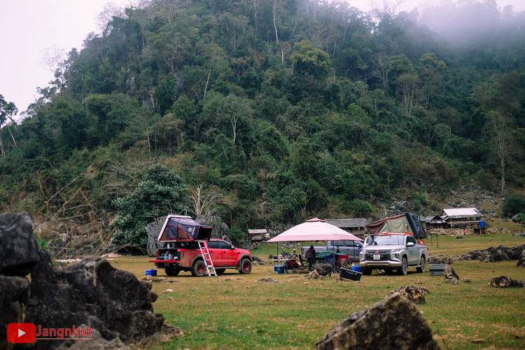 Chia sẻ hình ảnh chuyến cắm trại xuyên Việt 44 ngày