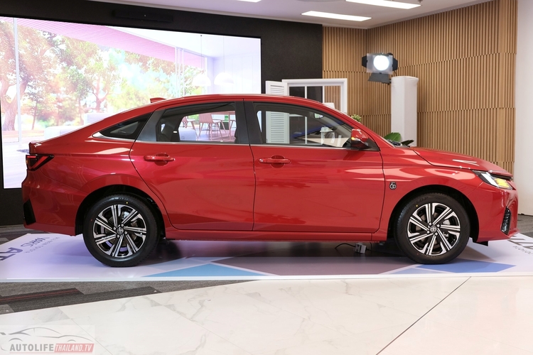 toyota-vios-1.2-premium-luxury-8.jpg toyota-vios-1.2-premium-luxury-8.jpg