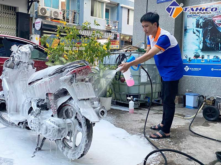 hướng dẫn sử dụng máy rửa xe ô tô xe máy