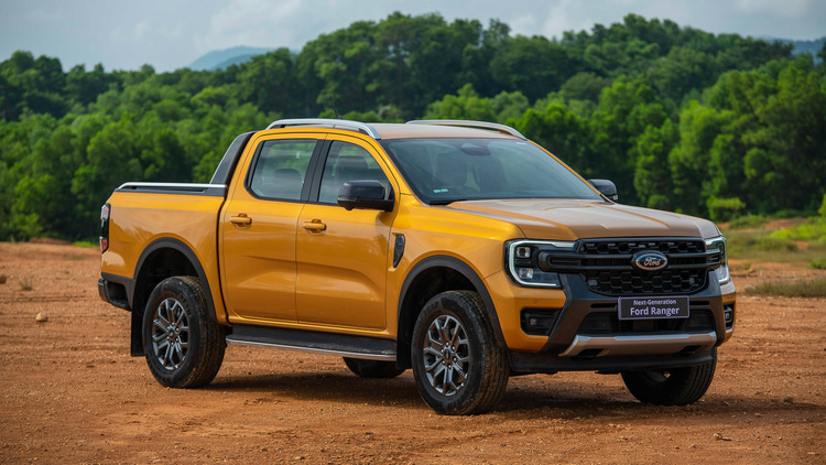 Otosaigon-Ford Ranger Wild Track 29.jpg Otosaigon-Ford Ranger Wild Track 29.jpg