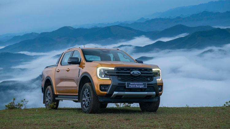 Otosaigon-Ford Ranger Wild Track Mountain 10.jpg Otosaigon-Ford Ranger Wild Track Mountain 10.jpg