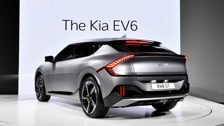 2022-kia-ev6-gt.jpg