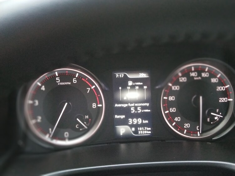 Hoàn tất đăng kiểm, Suzuki Ertiga Hybrid chạy xăng điện sắp ra mắt Việt Nam, tiêu thụ chỉ 5,05 L/100km Hoàn tất đăng kiểm, Suzuki Ertiga Hybrid chạy xăng điện sắp ra mắt Việt Nam, tiêu thụ chỉ 5,05 L/100km