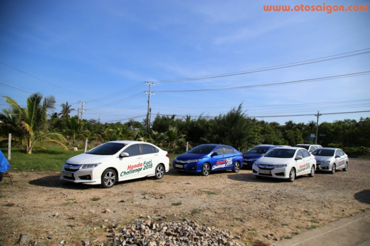 Bất ngờ Honda City 2015 chạy 200 km chưa đến 9 lít xăng !