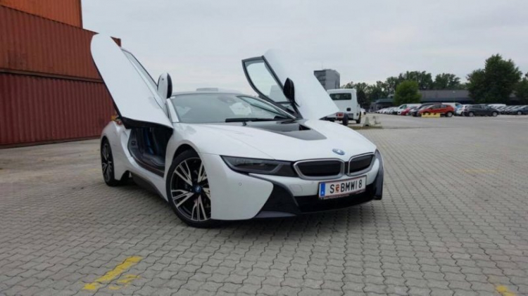 Loạt ảnh về BMW i8