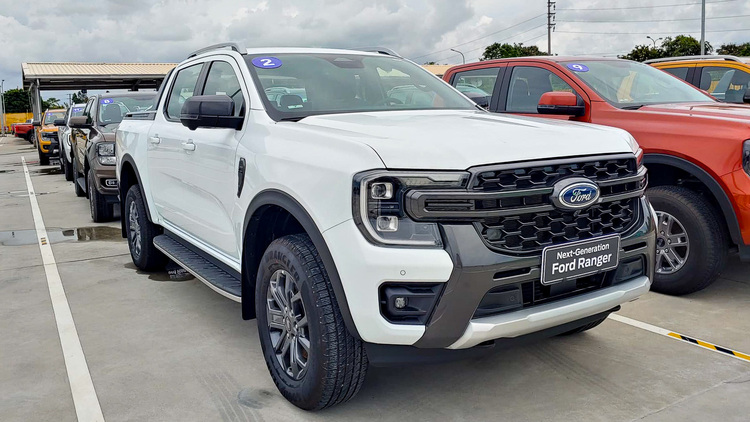 Xem tận mắt Ford Ranger 2022 lắp ráp tại Việt Nam, 6 phiên bản, giá từ 659 triệu đồng