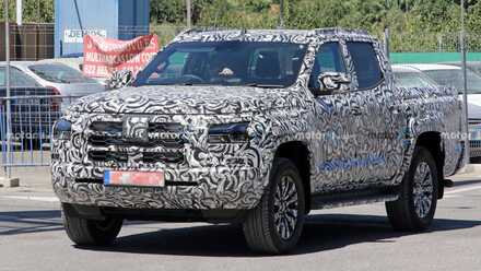 mitsubishi-l200-triton-spy-photos.jpg