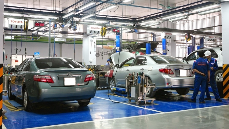 Garage chuyên sửa Toyota và nơi bán phụ tùng?