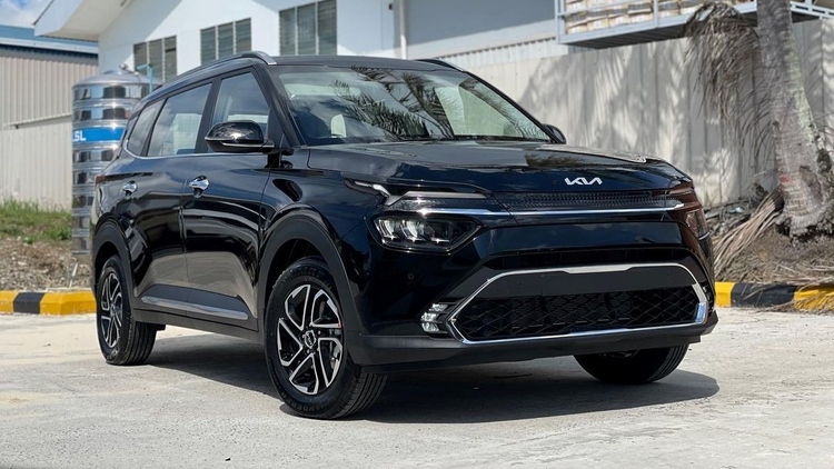 kia-carens-2023-1.jpg kia-carens-2023-1.jpg