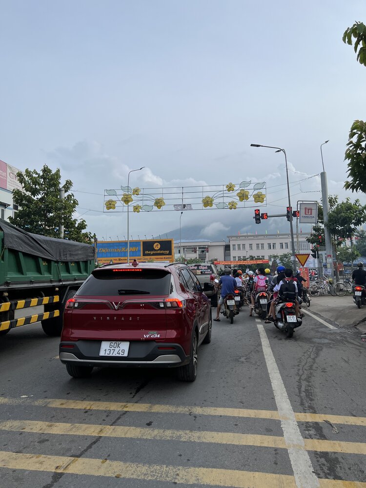 Lại vinfast VF8, VF9