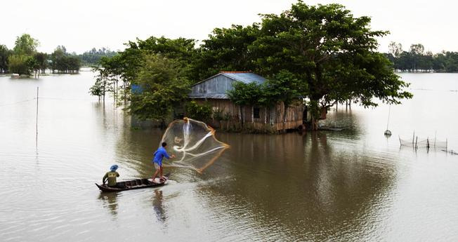 Du lịch miền tây mùa nước nổi.