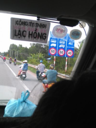 Các Bác cho em hỏi..?!