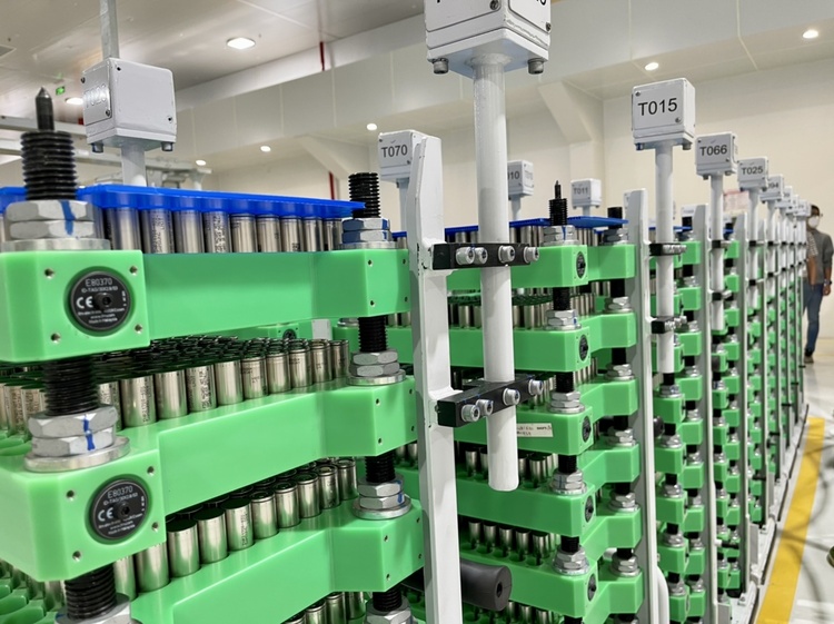 Lại vinfast VF8, VF9