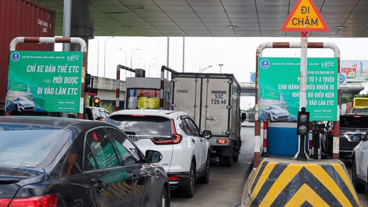 Sao phải nạp tiền trước vào tài khoản ETC mà không thể trừ từ tài khoản ngân hàng? Sao phải nạp tiền trước vào tài khoản ETC mà không thể trừ từ tài khoản ngân hàng?