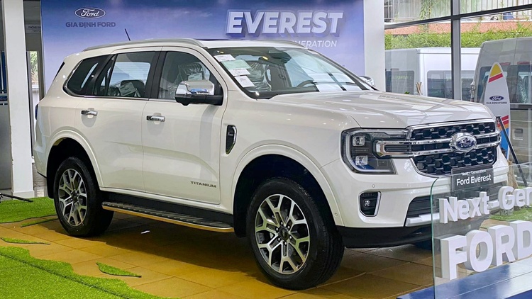 ford everest 2022.jpg