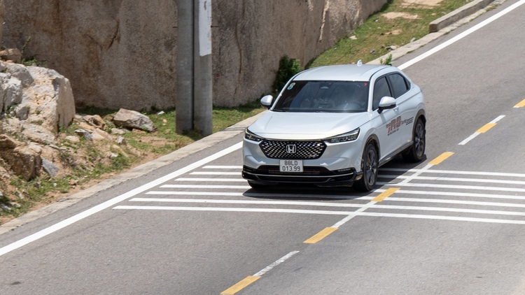 otosaigon-honda-rs-touring-2022-14.JPG otosaigon-honda-rs-touring-2022-14.JPG