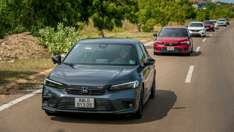otosaigon-honda-rs-touring-2022-28.jpg otosaigon-honda-rs-touring-2022-28.jpg